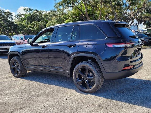 new 2024 Jeep Grand Cherokee car, priced at $44,569