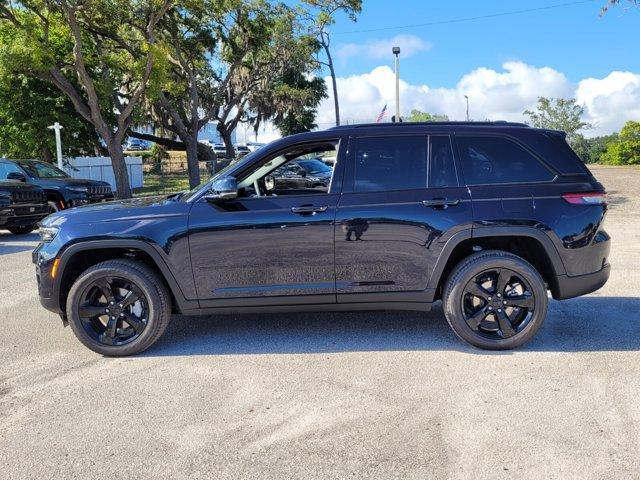 new 2024 Jeep Grand Cherokee car, priced at $44,569