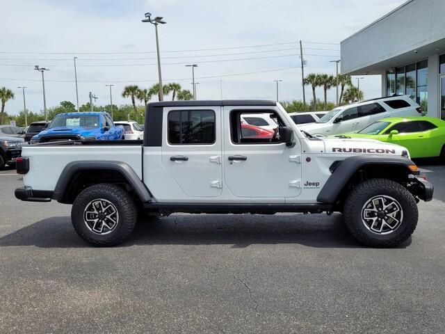 new 2024 Jeep Gladiator car, priced at $56,497