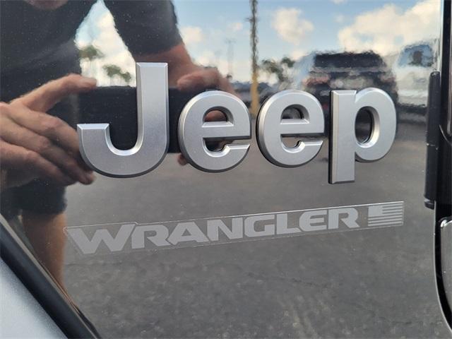 new 2025 Jeep Wrangler car, priced at $43,997