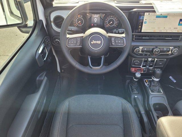 new 2025 Jeep Wrangler car, priced at $45,706