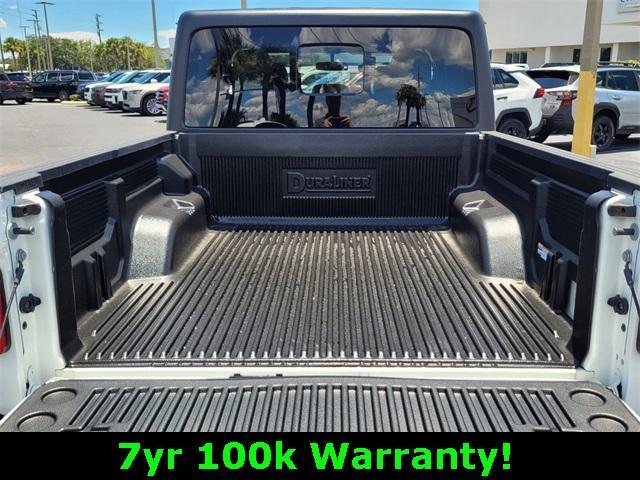 used 2023 Jeep Gladiator car, priced at $27,988