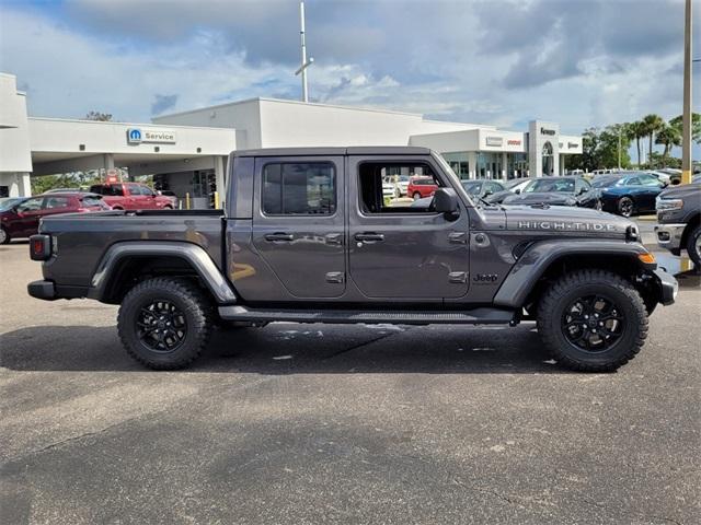 new 2025 Jeep Gladiator car, priced at $43,457