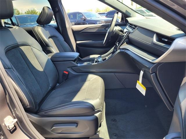 new 2025 Jeep Grand Cherokee L car, priced at $40,413