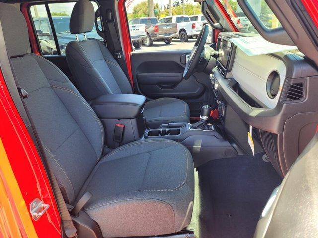 new 2025 Jeep Wrangler car, priced at $40,997
