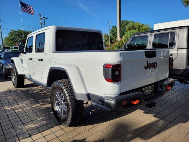new 2024 Jeep Gladiator car, priced at $59,997