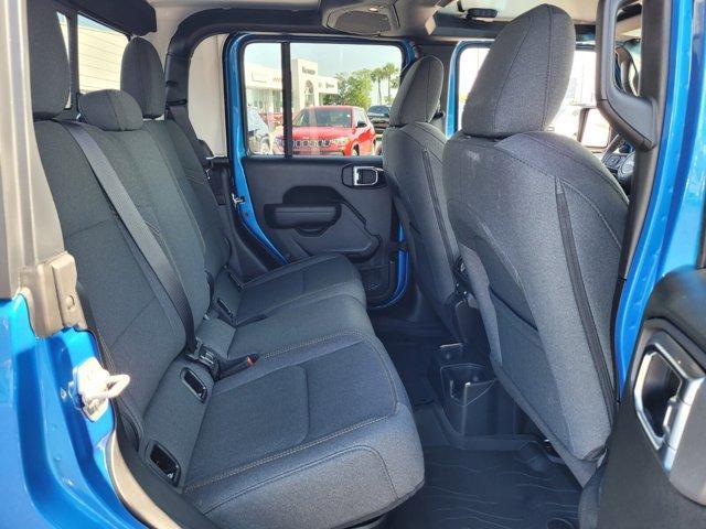 new 2025 Jeep Gladiator car, priced at $38,120