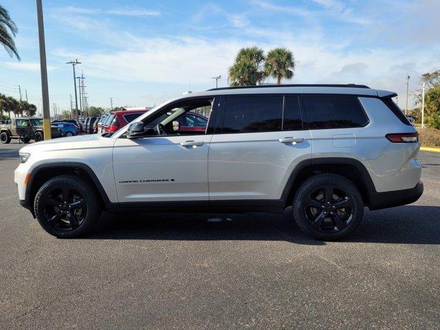 used 2021 Jeep Grand Cherokee L car, priced at $31,900