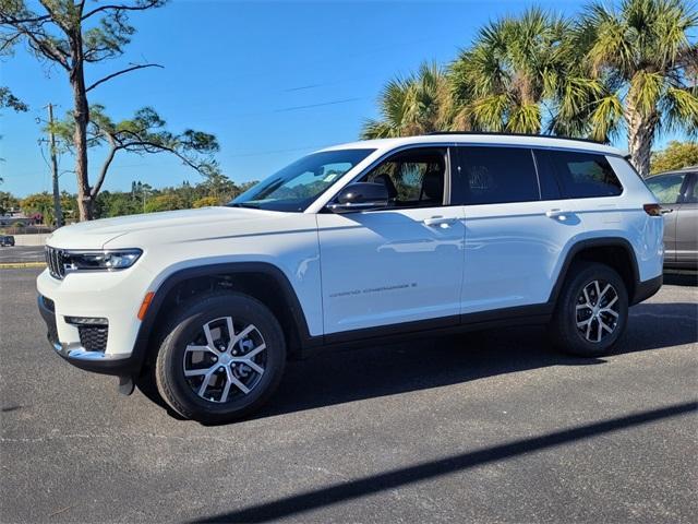 new 2025 Jeep Grand Cherokee L car, priced at $41,943