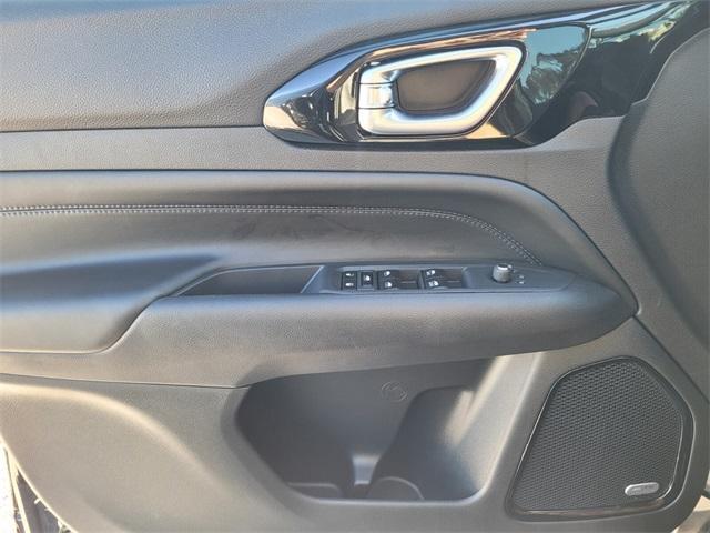 new 2025 Jeep Compass car, priced at $30,493