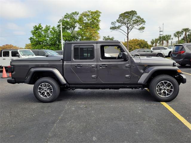 new 2024 Jeep Gladiator car, priced at $45,318