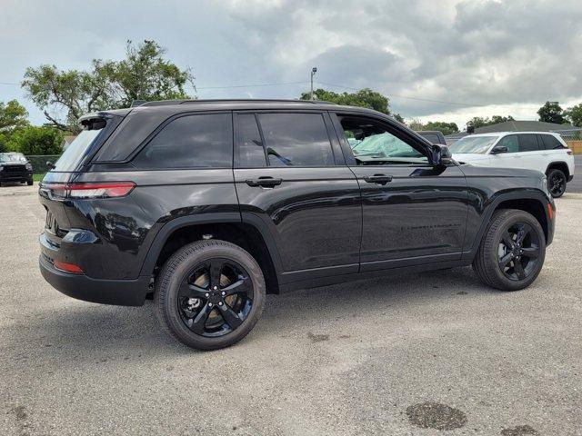 new 2024 Jeep Grand Cherokee car, priced at $44,569