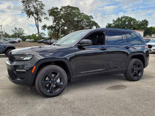 new 2024 Jeep Grand Cherokee car, priced at $44,569