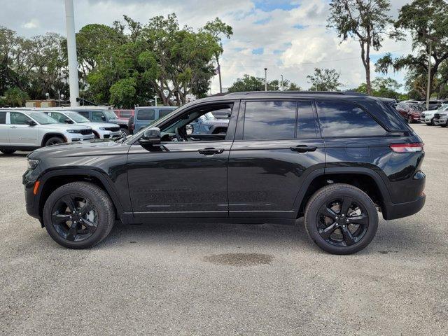 new 2024 Jeep Grand Cherokee car, priced at $44,569