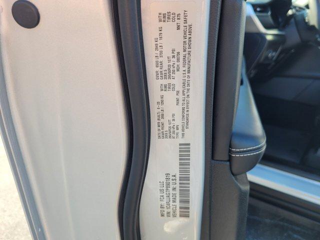 used 2023 Jeep Grand Cherokee L car, priced at $29,998