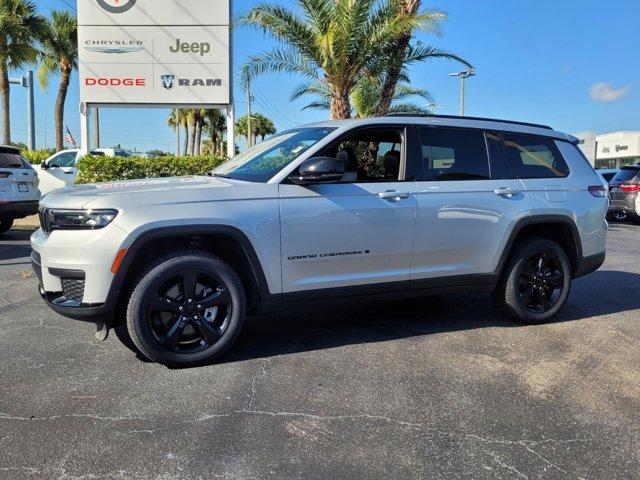 used 2023 Jeep Grand Cherokee L car, priced at $29,998