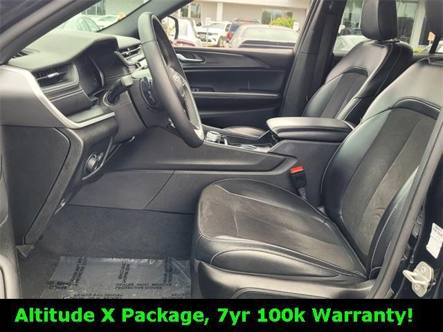 used 2023 Jeep Grand Cherokee car, priced at $29,888