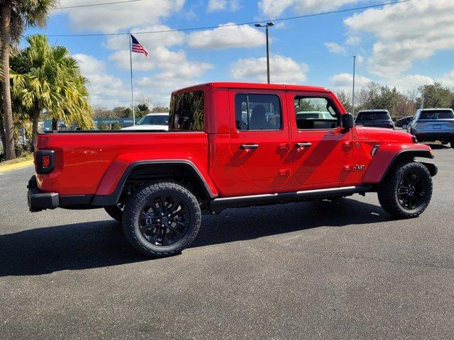 new 2025 Jeep Gladiator car, priced at $41,906