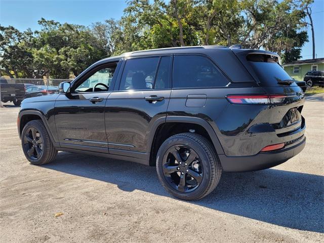 new 2024 Jeep Grand Cherokee car, priced at $44,575