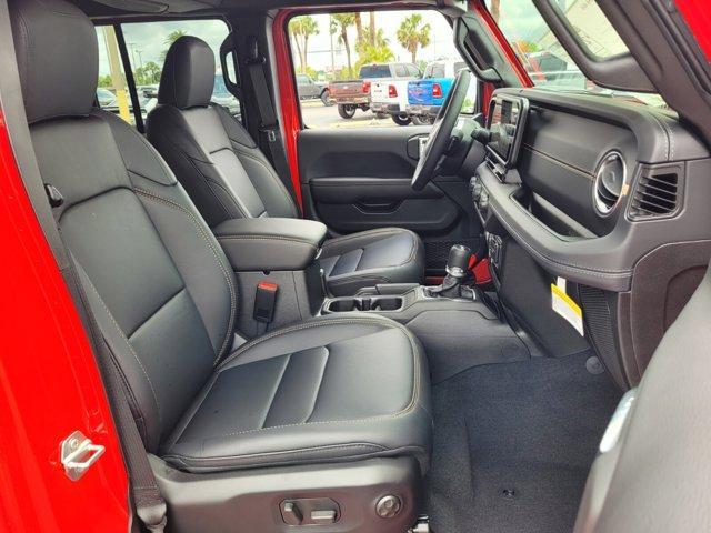 new 2025 Jeep Wrangler car, priced at $54,558