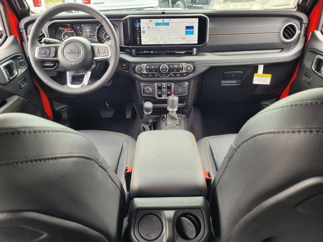 new 2025 Jeep Wrangler car, priced at $54,558