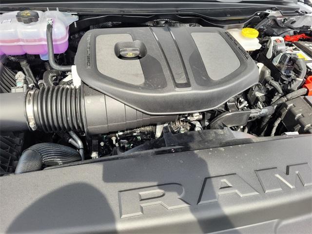 new 2025 Ram 1500 car, priced at $47,297