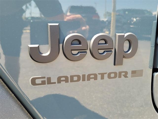 new 2025 Jeep Gladiator car, priced at $34,734