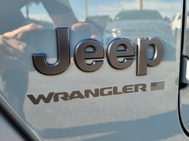 new 2025 Jeep Wrangler car, priced at $47,950