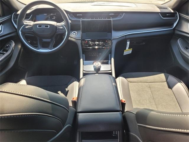 new 2025 Jeep Grand Cherokee car, priced at $36,516