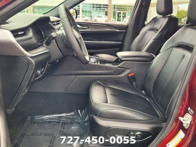 used 2024 Jeep Grand Cherokee car, priced at $34,988