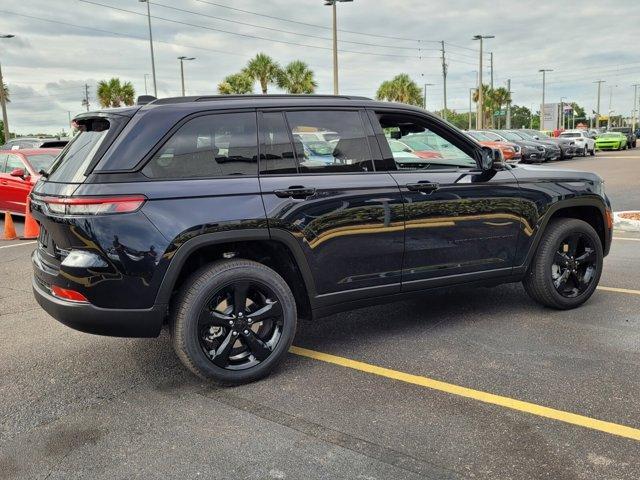 new 2024 Jeep Grand Cherokee car, priced at $40,747