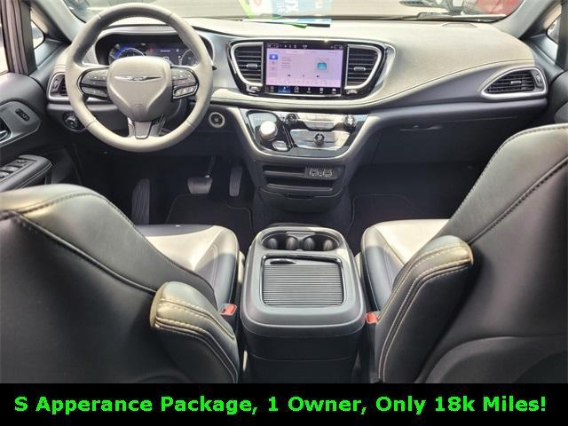 used 2023 Chrysler Pacifica car, priced at $40,500