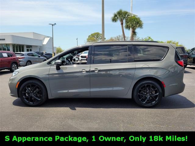 used 2023 Chrysler Pacifica car, priced at $40,500