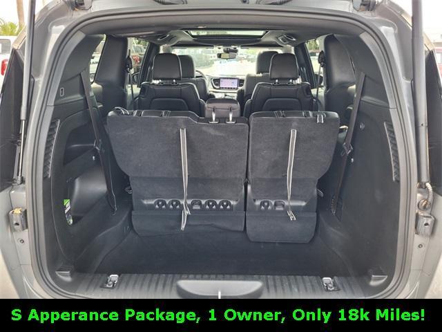 used 2023 Chrysler Pacifica car, priced at $40,500