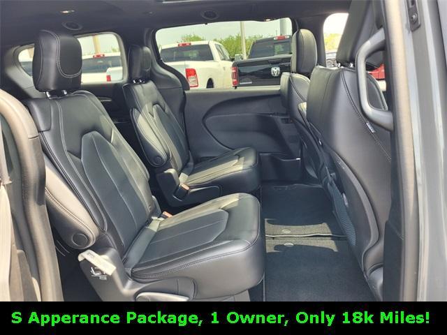 used 2023 Chrysler Pacifica car, priced at $40,500