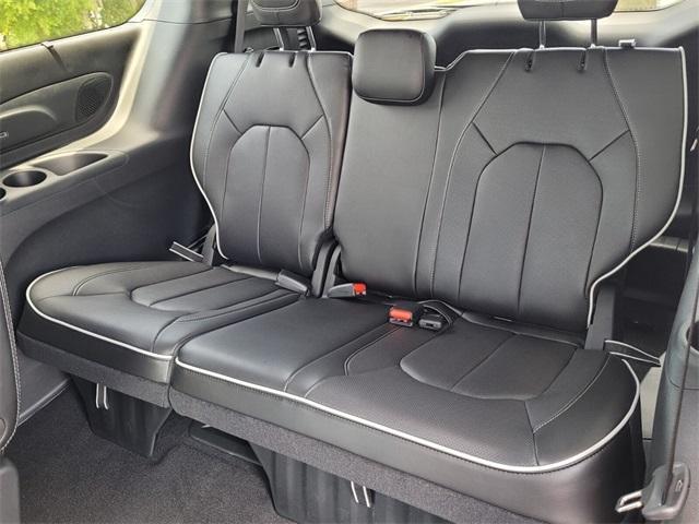 new 2025 Chrysler Pacifica car, priced at $44,997