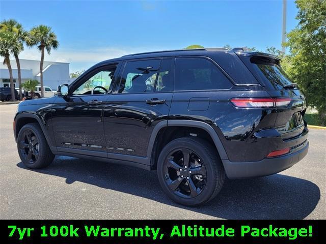 used 2022 Jeep Grand Cherokee car, priced at $31,555
