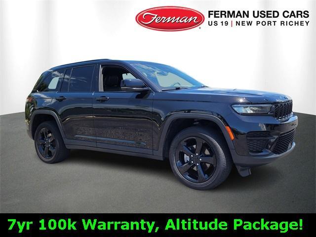 used 2022 Jeep Grand Cherokee car, priced at $31,900