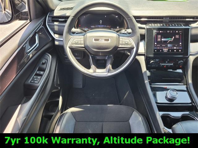 used 2022 Jeep Grand Cherokee car, priced at $31,555