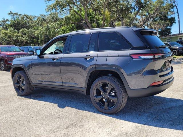 new 2024 Jeep Grand Cherokee car, priced at $44,569