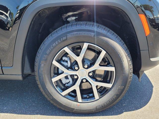 new 2025 Jeep Grand Cherokee L car, priced at $47,997