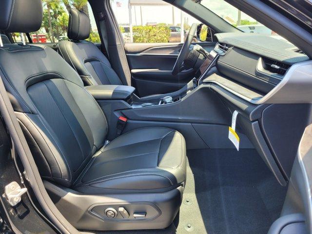 new 2025 Jeep Grand Cherokee L car, priced at $47,997