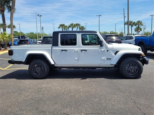 new 2024 Jeep Gladiator car, priced at $37,821