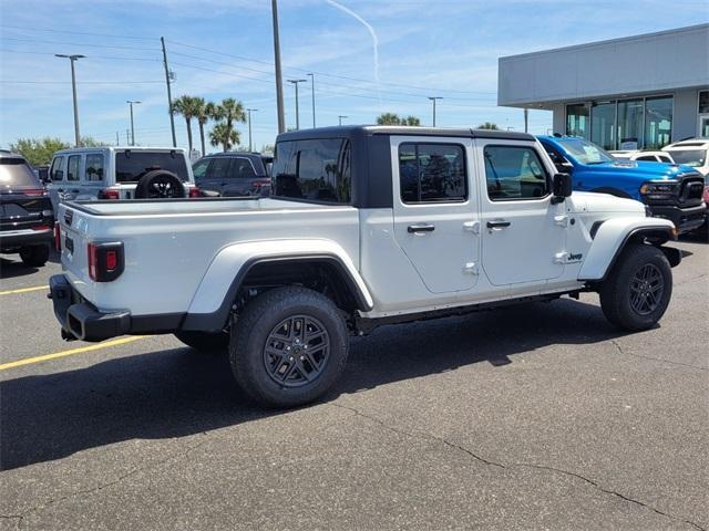 new 2024 Jeep Gladiator car, priced at $37,821