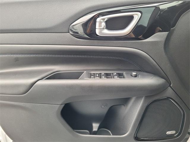 new 2025 Jeep Compass car, priced at $29,888