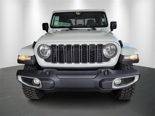 new 2025 Jeep Gladiator car, priced at $39,283