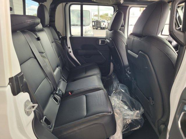 new 2025 Jeep Gladiator car, priced at $39,483