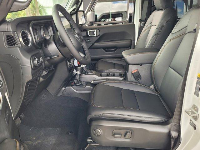 new 2025 Jeep Gladiator car, priced at $39,483