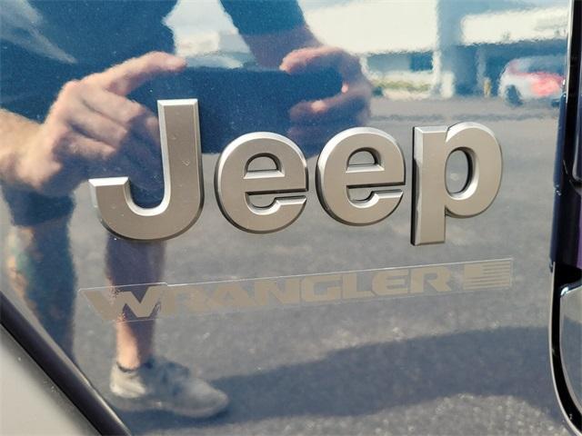 new 2025 Jeep Wrangler car, priced at $44,457