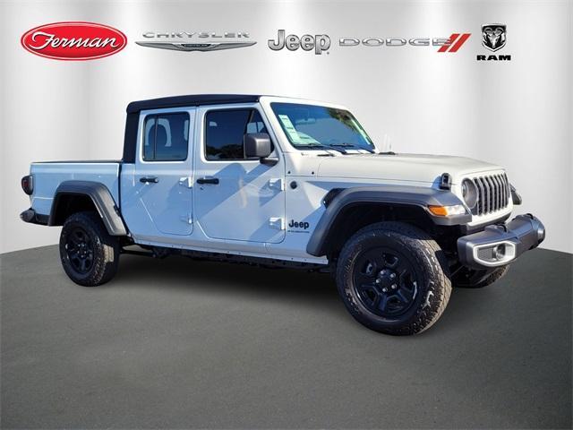 new 2025 Jeep Gladiator car, priced at $35,997